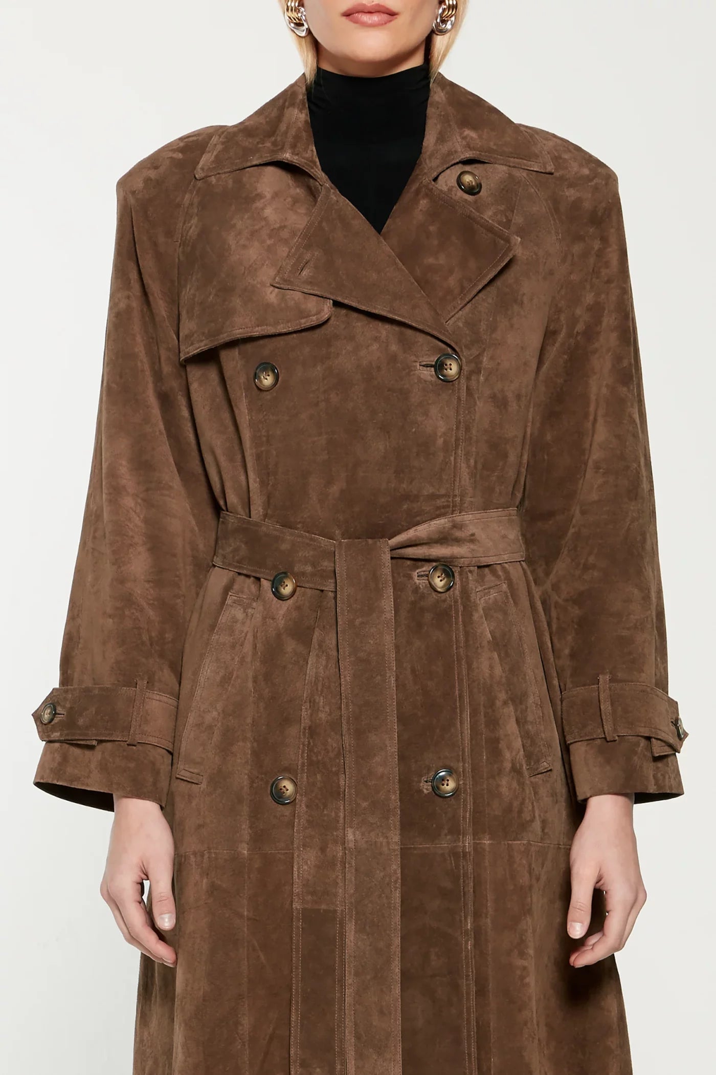 TRENCHCOAT EN PIEL DE ANTE